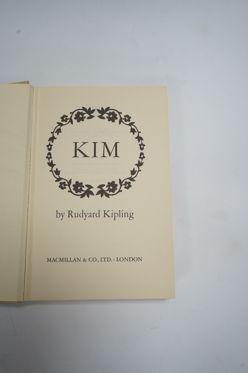 Kipling, Rudyard – Kim, 1st English edition, 8vo, photographic plates, tissue-guard, 2pp. publisher’s advertisement to rear, original red cloth, gilt medallion to upper cover, Macmillan & Co. Ltd., London, 1901. Together